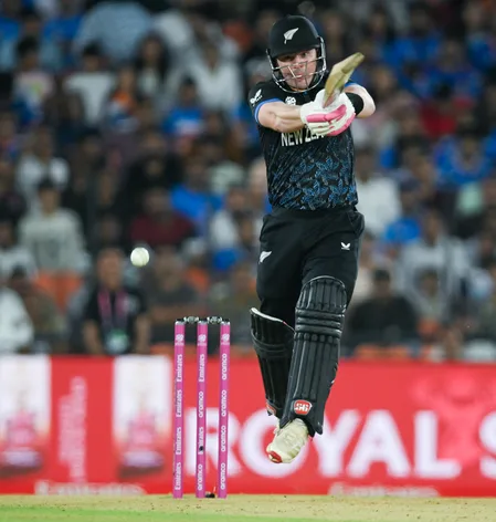 BBL: सिडनी सिक्सर्स ने कीवी विस्फोटक बल्लेबाज़ टिम सीफर्ट को टीम में शामिल किया, स्टीव स्मिथ की लेंगे जगह