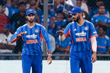 तिलक वर्मा ने T20I में बनाया वर्ल्ड रिकॉर्ड, फील्डिंग में बने 'कैच-मशीन'
