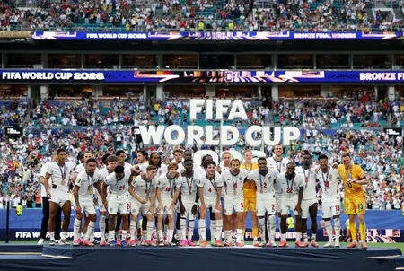FIFA वर्ल्ड कप: 10 गोल वाले थ्रिलर में फ्रांस को हराकर इंग्लैंड ने जीता कांस्य पदक