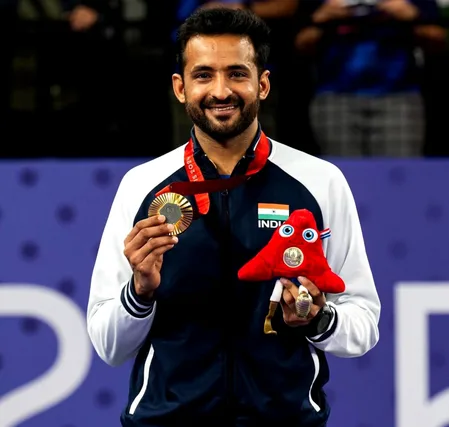 एशियाई पैरा गेम्स में गोल्ड जीतने के बाद नितेश कुमार: 'मेरा लक्ष्य सिर्फ मेडल नहीं, लगातार बेहतर होना है'