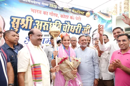 गोल्ड मेडलिस्ट मुक्केबाज अरुंधति चौधरी से मिले लोकसभा अध्यक्ष ओम बिरला, कहा- आप युवाओं की प्रेरणा हैं
