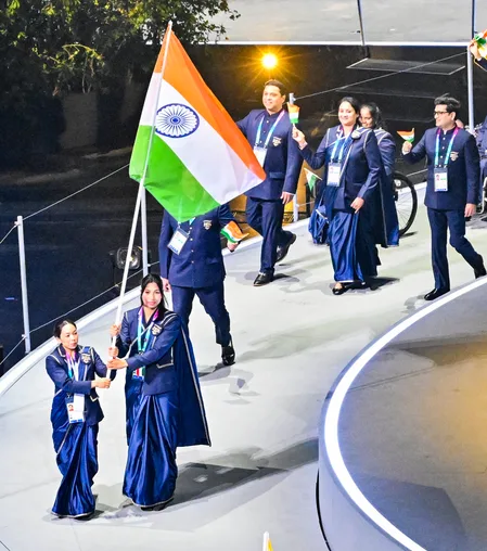 CWG 2026: मीराबाई-लवलीना ने की भारतीय दल की अगुवाई, किंग चार्ल्स III ने किया खेलों का भव्य आगाज़