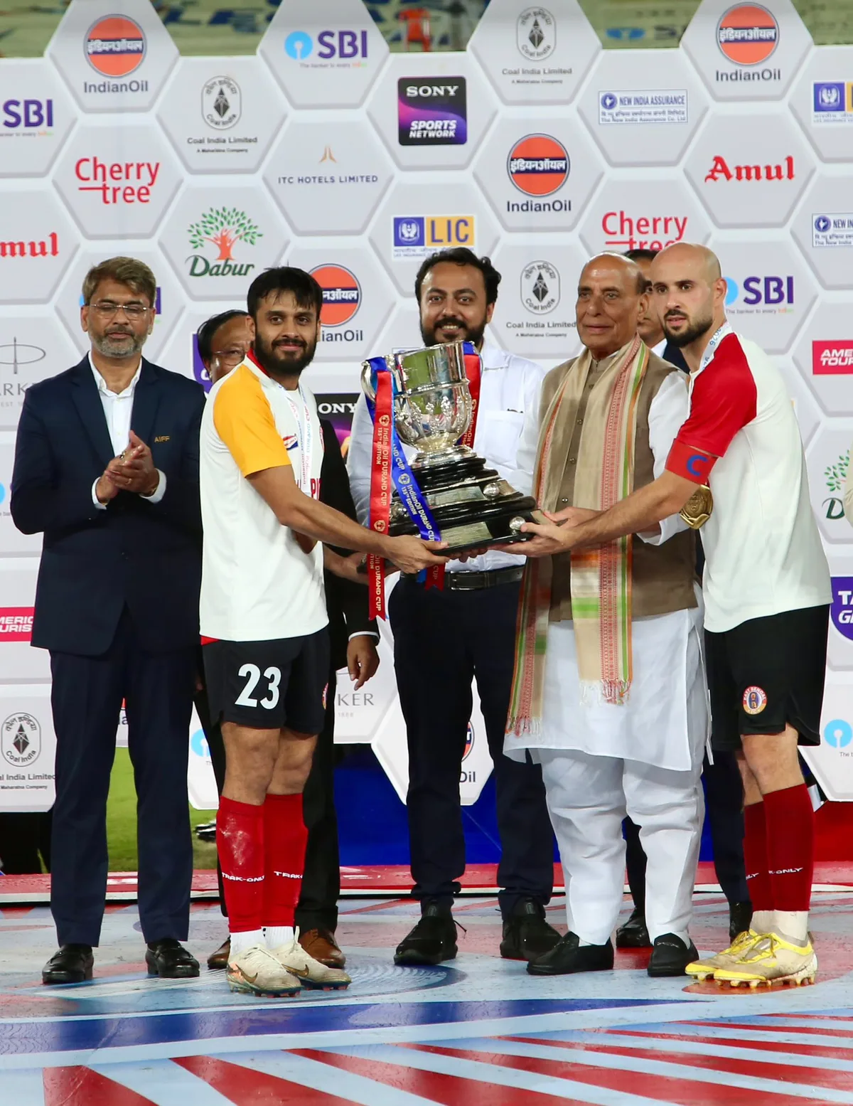 डूरंड कप 2026: एडमंड की हैट्रिक से ईस्ट बंगाल बना चैंपियन, 22 साल बाद मोहन बागान को हराकर जीता 17वां खिताब