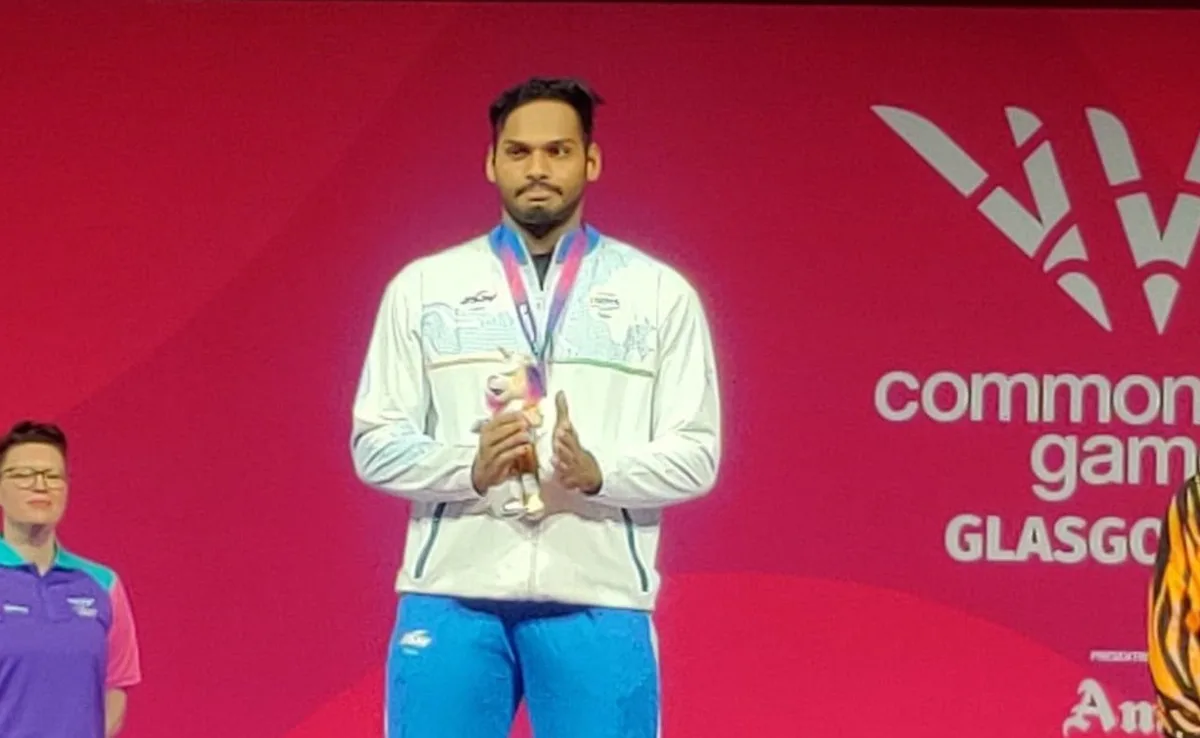 CWG 2026: वल्लूरी अजय बाबू ने स्नैच में रचा इतिहास, भारत को वेटलिफ्टिंग में दिलाया सिल्वर मेडल